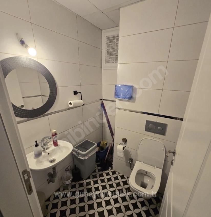 150 M² Großes Ladenlokal Im Stadtzentrum Von Dalaman, Muğla, An Einer Belebten Straße Zu Verkaufen.