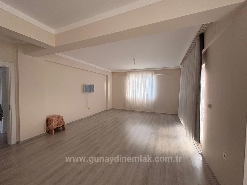 3+1-Zimmer-Wohnung Mit Eigenem Bad In Ortaca Karaburun Zu Vermieten.