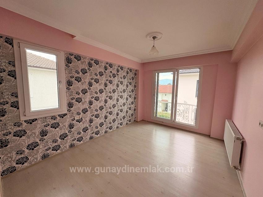 3+1-Zimmer-Wohnung Mit Geschlossener Küche Im Stadtteil Ortaca Beşköprü Zu Verkaufen.