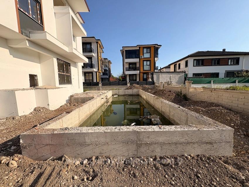 Brandneue 1+1-Wohnung Mit Pool Im Stadtteil Ortaca Çaylı Zu Verkaufen.