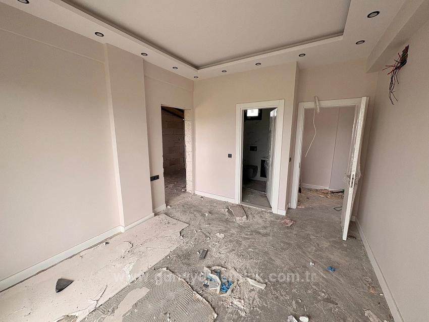 Moderne Luxusvilla Mit 3+1 Bädern Zum Verkauf Im Stadtteil Ortaca Dikmekavak.