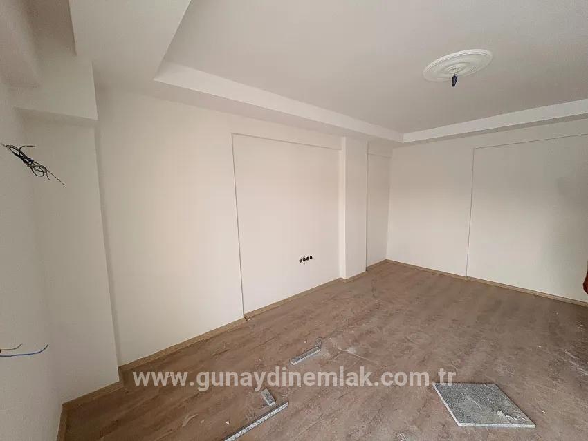 Großzügige 1+1-wohnung Zum Verkauf Im Stadtteil Ortaca Karaburun.