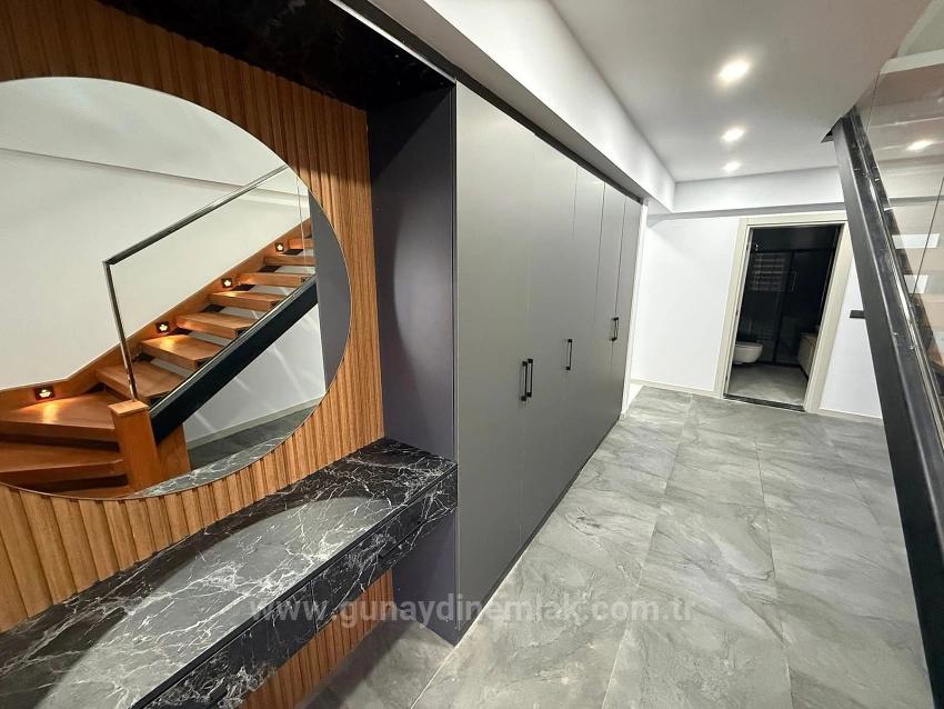 Luxuriöse Triplex-Villa Mit Privatem Pool, 6+1 Zimmern, Zu Verkaufen Im Viertel Ortaca Çaylı.