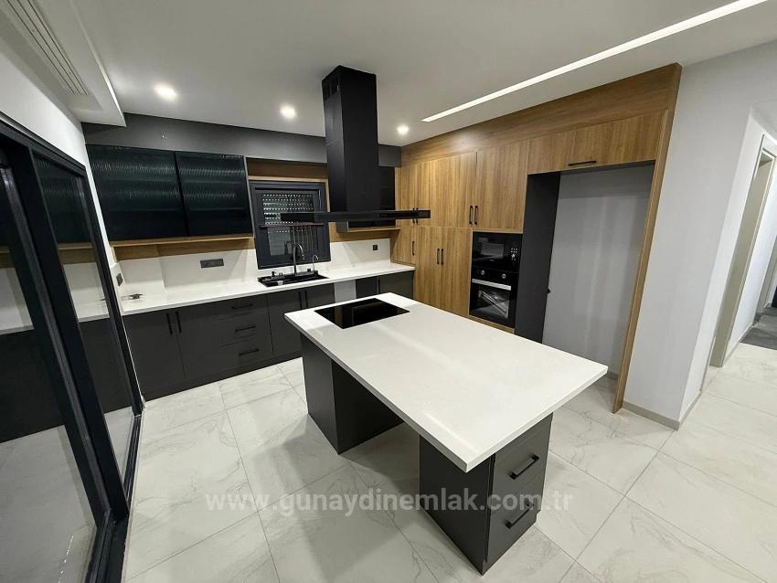 Luxuriöse Triplex-Villa Mit Privatem Pool, 6+1 Zimmern, Zu Verkaufen Im Viertel Ortaca Çaylı.