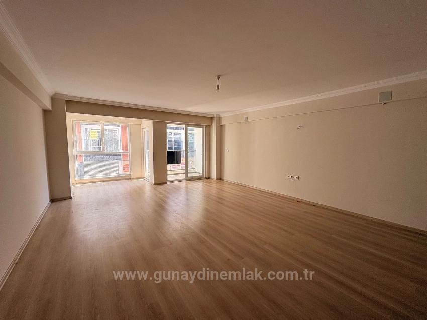 Großzügige 2+1-Zimmer-Wohnung Mit Eigenem Bad In Beşköprü, Ortaca, Zu Vermieten.