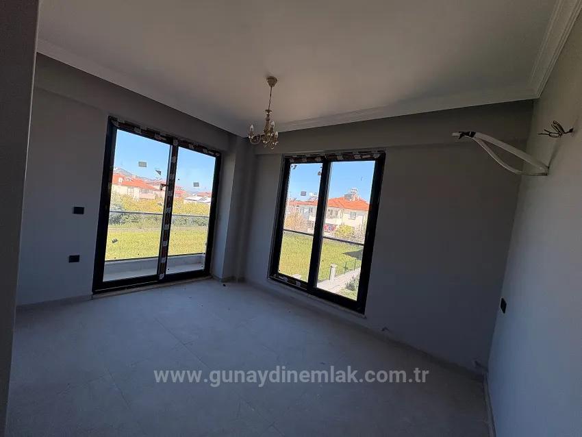 Ortaca Arıkbaşı Da Verkauf 4+1 Doppelhaushälfte Villa - Freistehende Villa | Vorne Freiraum