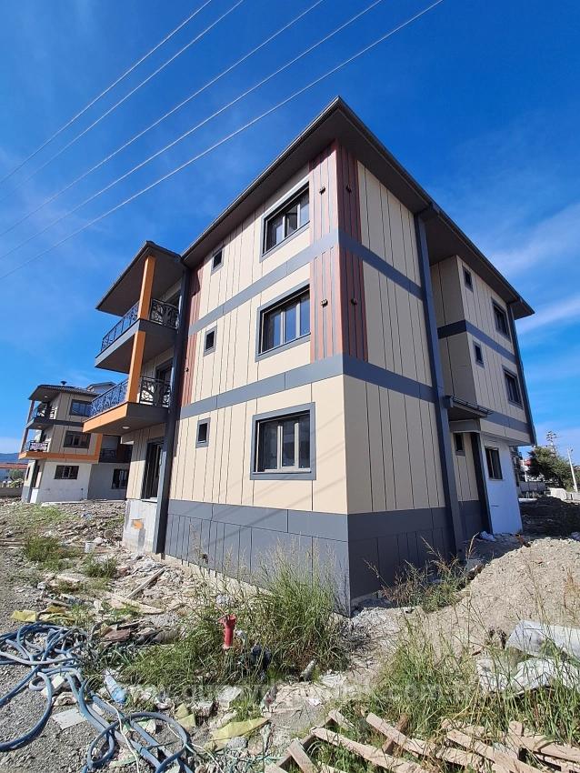 1+1-Apartment Zum Verkauf In Einer Luxusanlage Mit Pool In Ortaca Bahçelievler