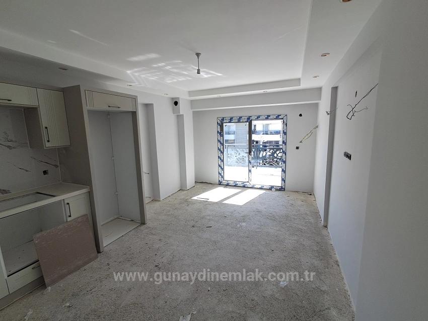 1+1-Apartment Zum Verkauf In Einer Luxusanlage Mit Pool In Ortaca Bahçelievler