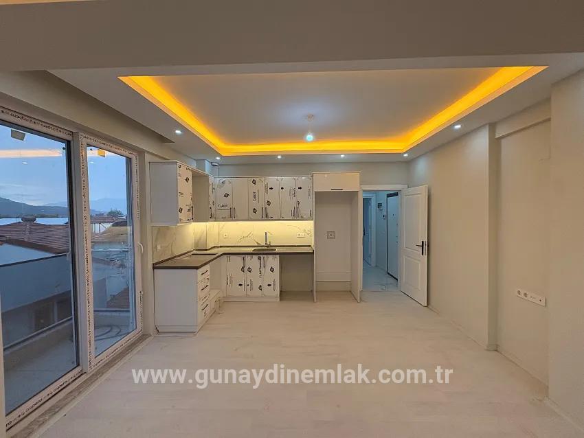 1+1-Zimmer Appartement Zu verkaufen in Cumhuriyet Bz. Ortaca - 45 m²