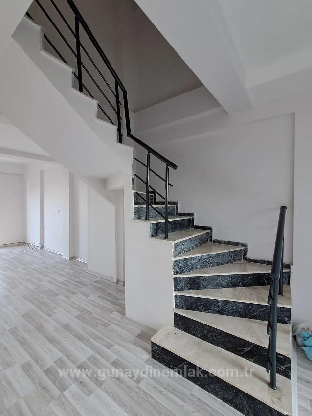 Duplex-Wohnung (2+1 Zimmer), Unmöbliert, In Dalaman Beskese Zu Vermieten