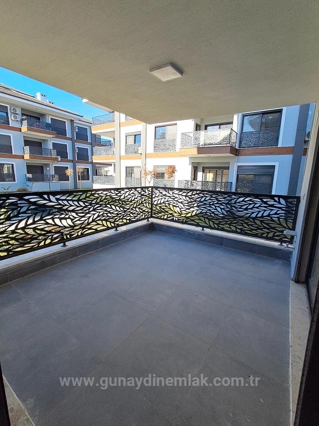 2+1-Zimmer-Wohnung Mit Geschlossener Küche In Begehrter Lage Mit Pool Im Viertel Bahçelievler Von Günaydın Real Estate