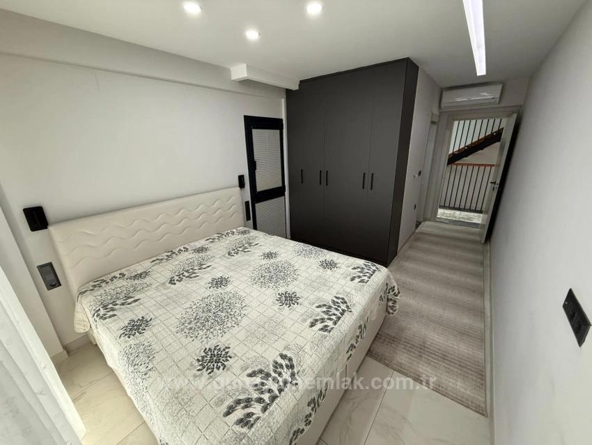 Günaydın Real Estate Bietet Eine Ultra-Luxuriöse, Freistehende Triplex-Villa Mit 6+1 Schlafzimmern Und Privatem Pool In Çaylı An.