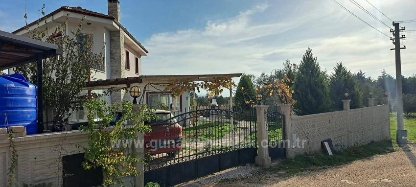 Günaydın Real Estate Bietet Eine Individuell Gestaltete, Voll Möblierte Villa Mit 3+1 Schlafzimmern Zum Verkauf In Kızılyaka, Ula An.