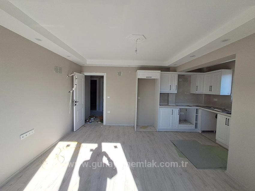 Günaydın Real Estate Bietet Eine 2+1-Wohnung Mit Pool Im Viertel Atatürk Zum Verkauf An.