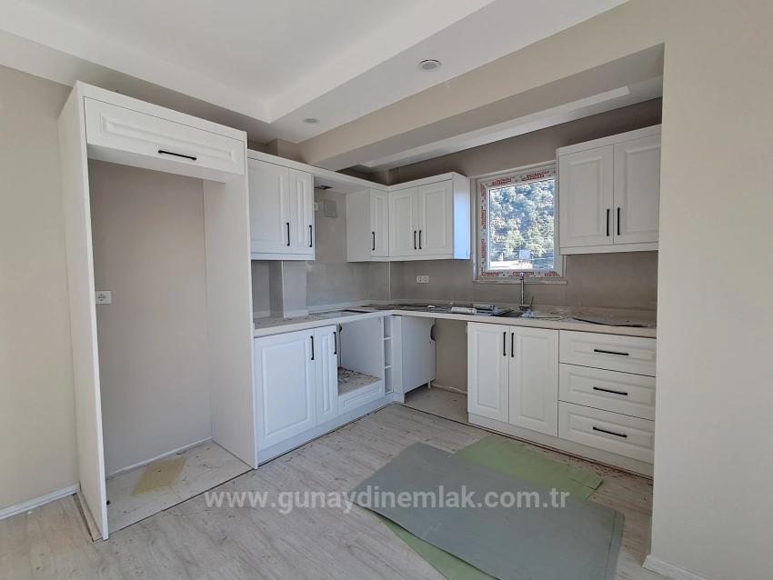 Günaydın Real Estate Bietet Eine 2+1-Wohnung Mit Pool Im Viertel Atatürk Zum Verkauf An.