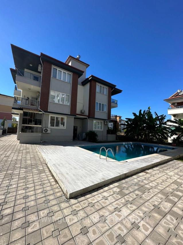 Günaydın Real Estate Bietet Eine Möblierte 2+1-Wohnung Mit Pool In Bahçelievler Zum Verkauf An.