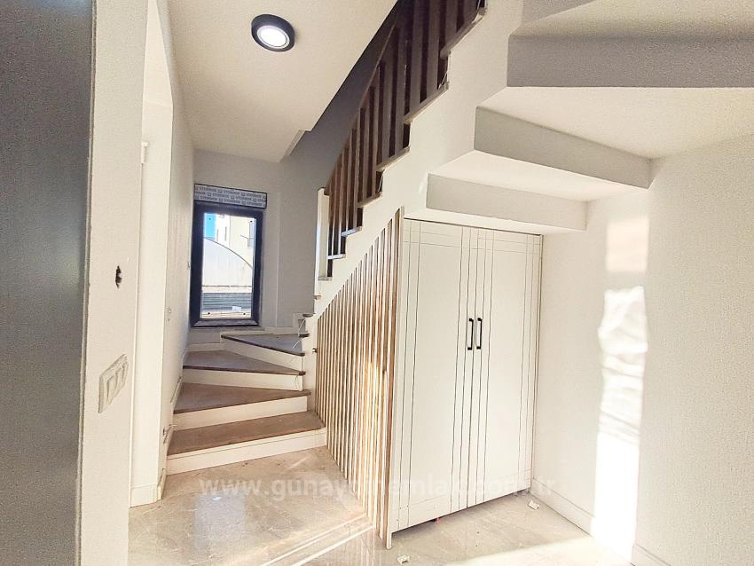 Luxuriöse 3+1-Zimmer-Villa Mit Überdachtem Parkplatz Im Viertel Ortaca Karaburun Zu Verkaufen