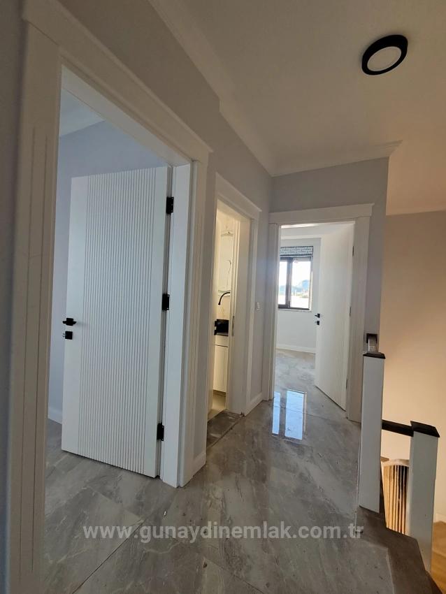 Luxuriöse 3+1-Zimmer-Villa Mit Überdachtem Parkplatz Im Viertel Ortaca Karaburun Zu Verkaufen