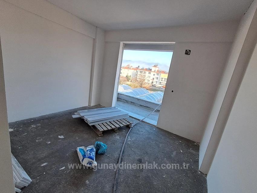 Geräumige 2+1-Wohnung Zum Verkauf Im Stadtteil Ortaca Karaburun