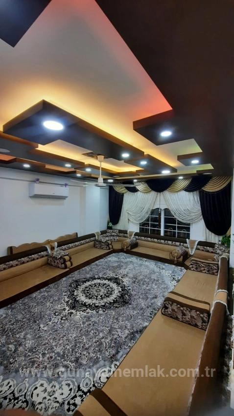 3+1-Zimmer-Wohnung Mit Geschlossener Küche Im Stadtteil Ortaca Karaburun Zu Verkaufen