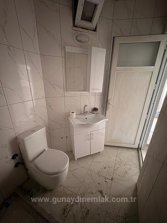 2+1-Zimmer-Wohnung Mit Geschlossener Küche Im Stadtteil Ortaca Terzialiler Zu Verkaufen.