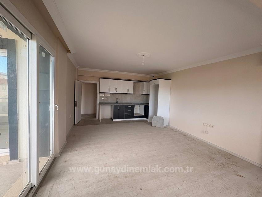 Geräumige 2+1-Wohnung Zum Verkauf Im Stadtteil Karaburun, Ortaca, Muğla.