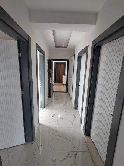 Brandneue 2+1 Wohnung Zum Verkauf In Ortaca Karaburun Mit Geschlossener Küche