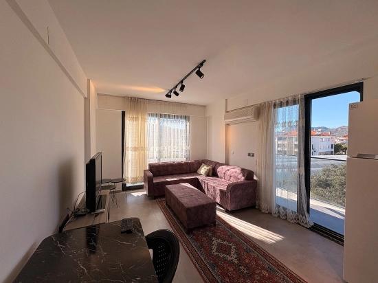 Voll Möbliertes 1+1-Apartment Zur Miete Im Stadtteil Ortaca Karaburun.