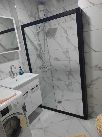 Voll Möbliertes 1+1-apartment Im Stadtteil Ortaca Karaburun.