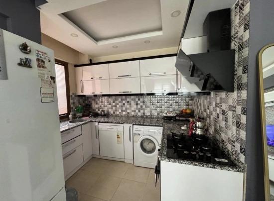 2+1 Wohnung Zum Verkauf Im Stadtteil Ortaca Cumhuriyet, Sütçüler Straße.