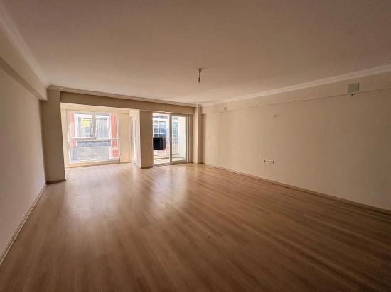 Großzügige 2+1-Zimmer-Wohnung Mit Eigenem Bad In Beşköprü, Ortaca, Zu Vermieten.