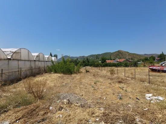 In Ortaca Gölbaşı 383 m2 Villa mit Baugenehmigung zum Verkauf Grundstück