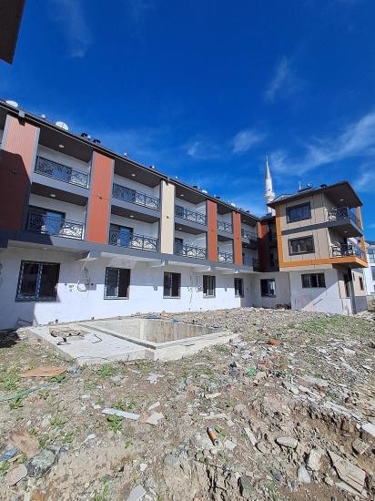 1+1-Apartment Zum Verkauf In Einer Luxusanlage Mit Pool In Ortaca Bahçelievler