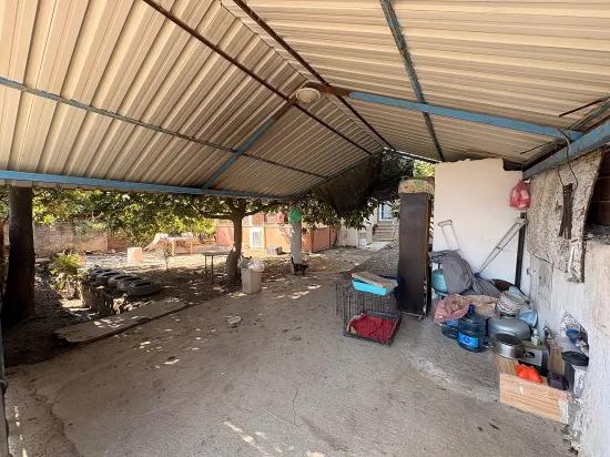 In Ortaca Çaylı 1.870 M2 zu verkaufen Feld, Strom und Wasser vorhanden
