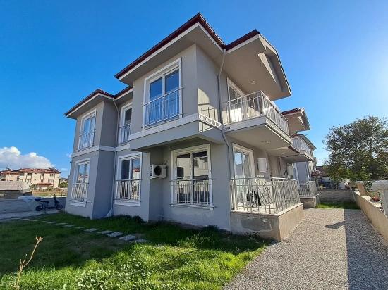 Brandneue 1+1-Wohnung Zum Verkauf In Ortaca Karaburun