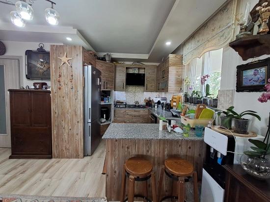 2+1-Apartment Mit Separatem Eingang In Bahçelievler Zu Verkaufen Von Günaydın Real Estate.