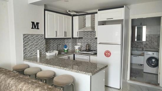 Geräumige, Möblierte 1+1-Wohnung Zur Miete Im Stadtzentrum Von Ortaca