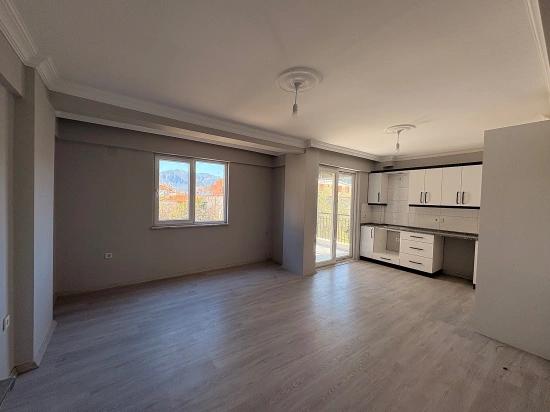 Geräumige 2+1-wohnung Zur Miete Im Viertel Çaylı, Ortaca, Muğla.