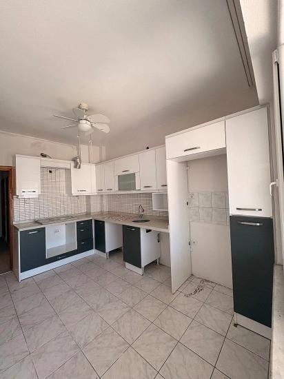 2+1 Wohnung Mit Geschlossener Küche Zum Verkauf Im Stadtteil Karaçalı, Dalaman, Muğla.