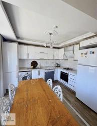 Günaydın Real Estate Bietet Eine Möblierte 4+1-Zimmer-Wohnung Im Zentrum Von Dalyan Zur Miete An.