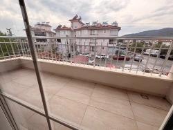 2+1-Zimmer-Wohnung Mit Eigenem Bad Im Stadtteil Ortaca Cumhuriyet Zu Vermieten.