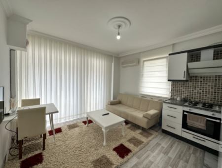 Günaydın Emlaktan Cumhuriyet Mah 1 1 Komplett Möblierte Wohnung Zum Verkauf