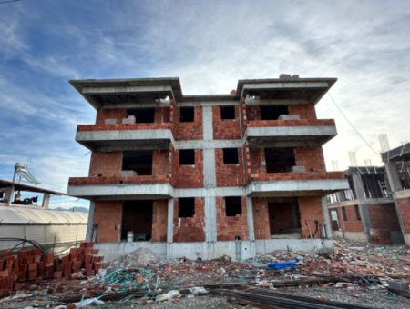 2 1 Brandneue Wohnung Zum Verkauf Mit Heizung In Ortaca Karaburun Nachbarschaft