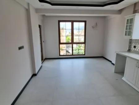 Geräumige 1 1 Erschöpfte Neue Wohnung Zum Verkauf Im Zentrum Von Dalaman