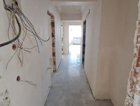 2 1 Wohnung Zum Verkauf Mit Eigenem Bad Im Zentrum Von Ortaca