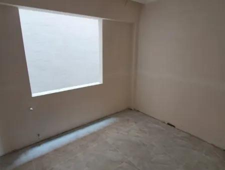 2 1 Wohnung Zum Verkauf Mit Eigenem Bad Im Zentrum Von Ortaca