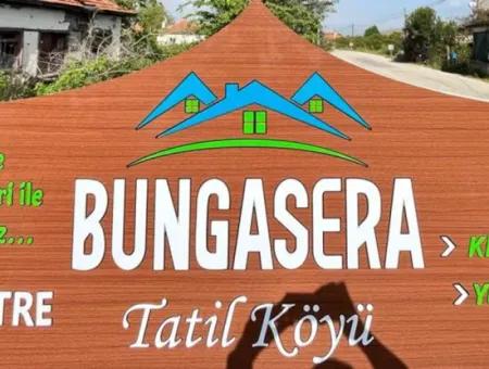 Wir Begrüßen Sie Alle Im Bungasera Resort