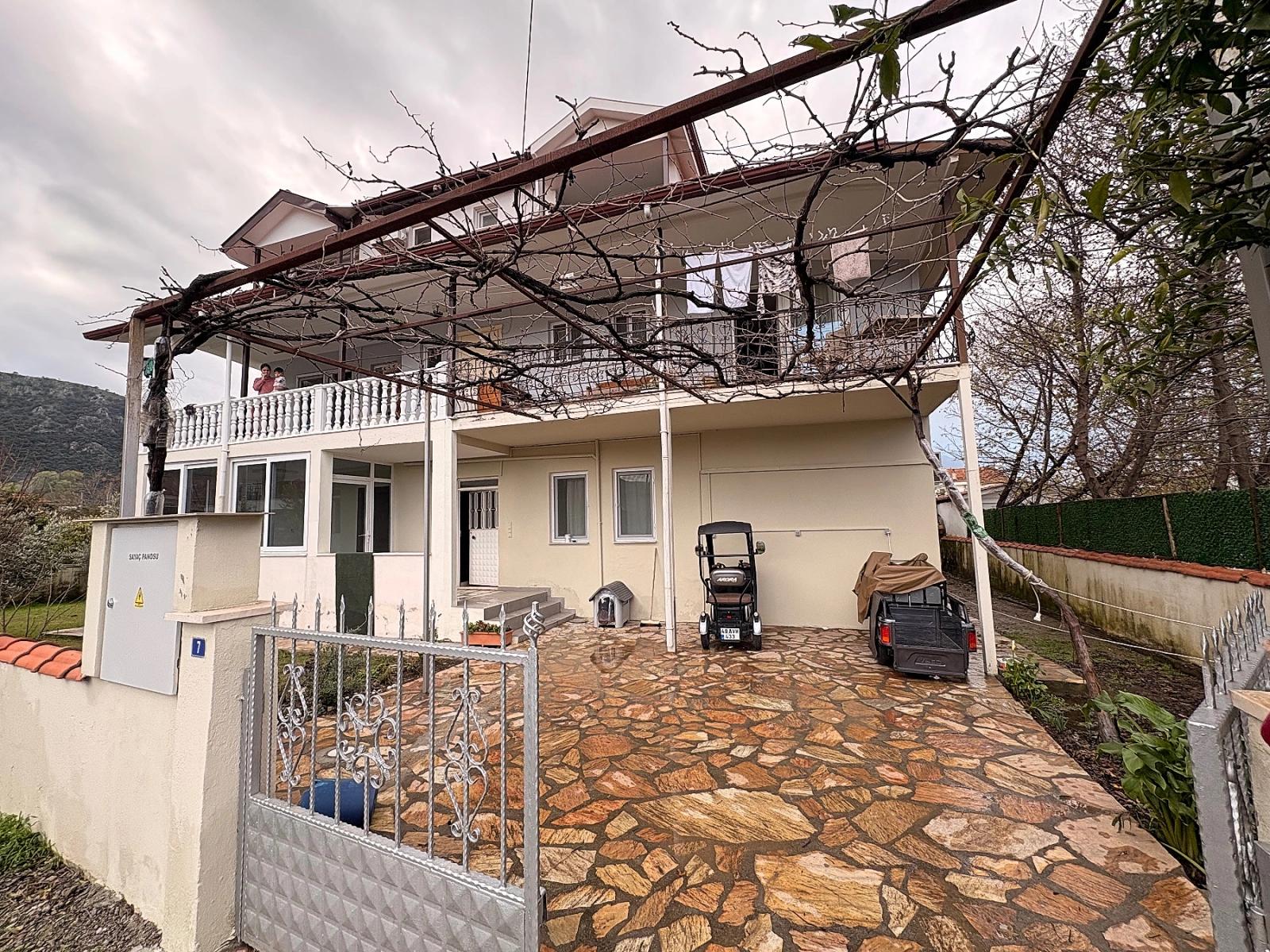 Land And Building For Sale In Dalyan Okçular, 496 M2.