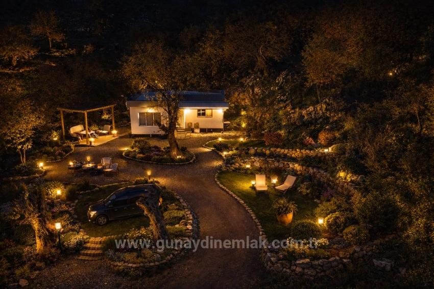 Land For Sale in Gökbel Nbh. Ortaca - Field Zoned - 1.000 m²