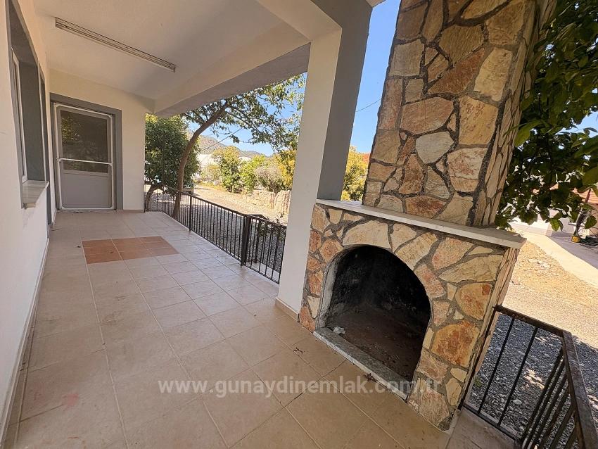 2+1 Detached Apartment For Rent With Closed Kitchen In Ortaca Ekşiliyurt Neighborhood.